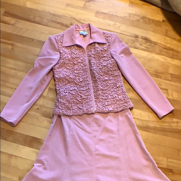 Pink Ribkoff Suit - Picture 10 of 15